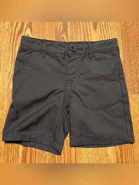Cat + Jack boy shorts size 4t